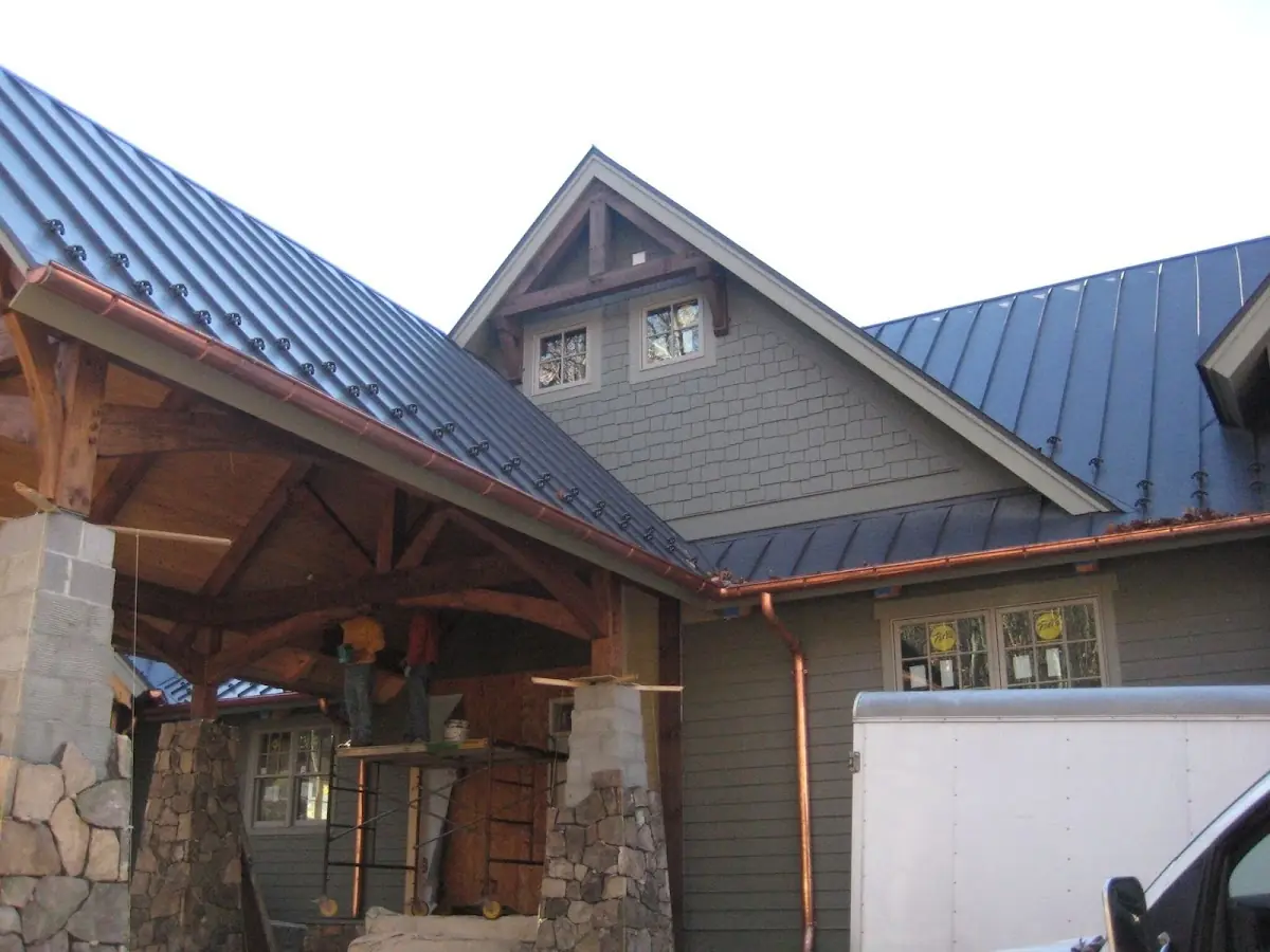 Craftsman Roofing team delivering quality roofing work in Hanford